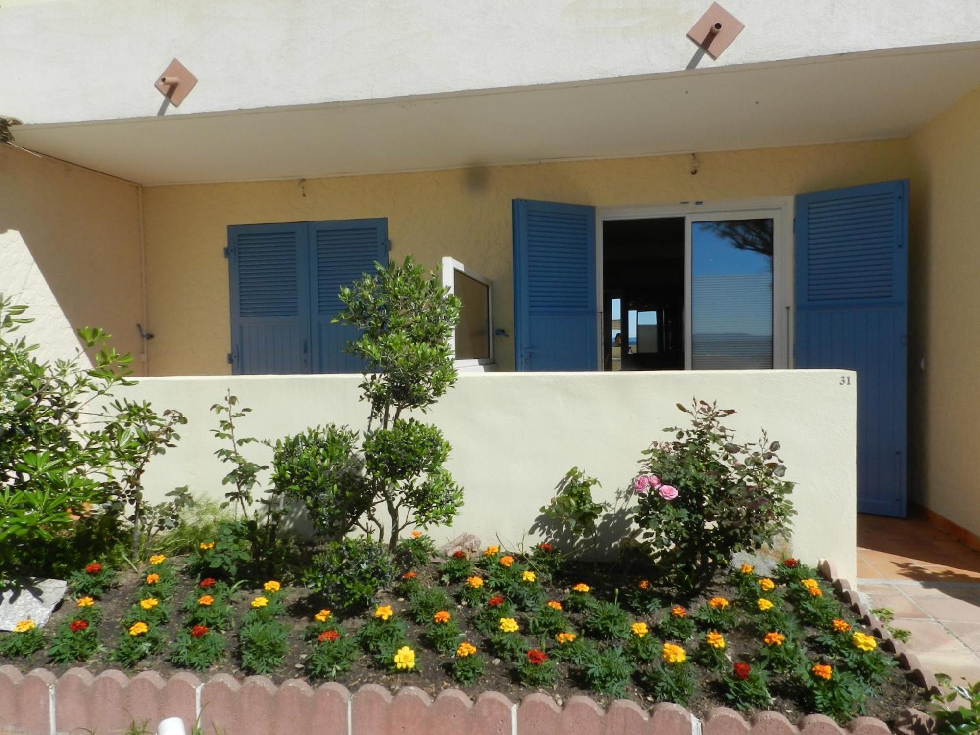 Grand Hotel Moriaz Le Lavandou Exterior foto